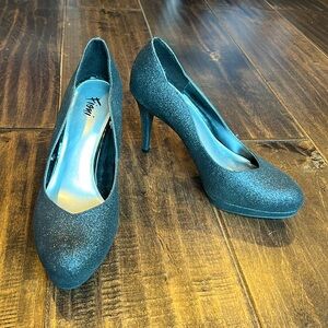 Fioni Night Black Sparkle Platform Pumps Size 9